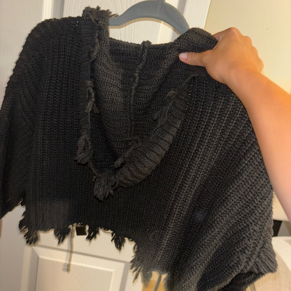 cropped fringed hoodie zip up sweater